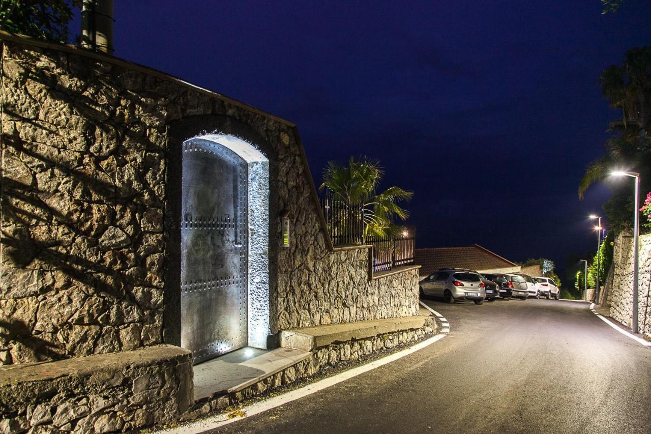 Luxury Taorum Villa With Spectacular Sea Views In Taormina Exterior photo